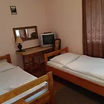 Uslugi Hotelarskie Отель 2*