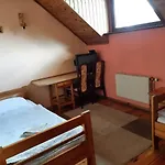 Uslugi Hotelarskie Отель Карпач