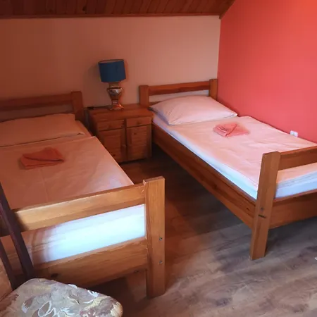 Usługi Hotelarskie 2*