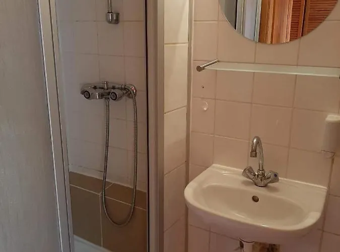 Uslugi Hotelarskie Hotel