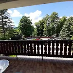 Uslugi Hotelarskie Hotell 2*