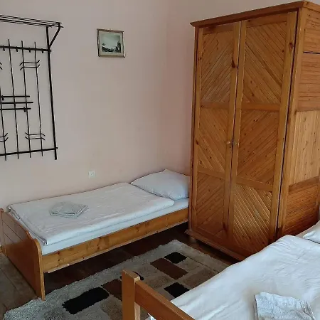 Uslugi Hotelarskie 2* 카르파츠
