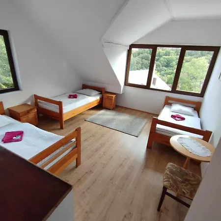 Hotel Uslugi Hotelarskie