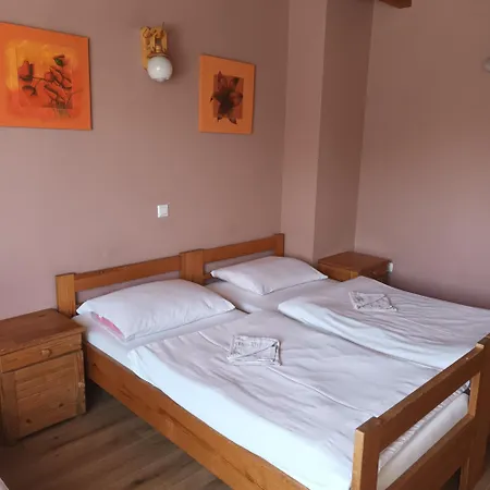Uslugi Hotelarskie 카르파츠
