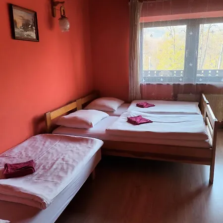 Uslugi Hotelarskie 2* 카르파츠