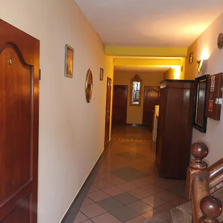 Uslugi Hotelarskie Hotell