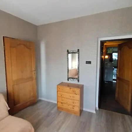 호텔 Uslugi Hotelarskie