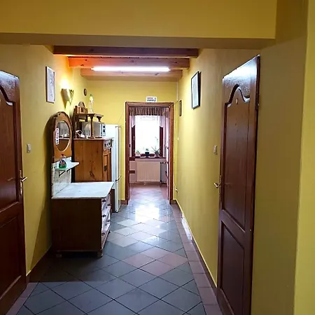 Szálloda Uslugi Hotelarskie Karpacz