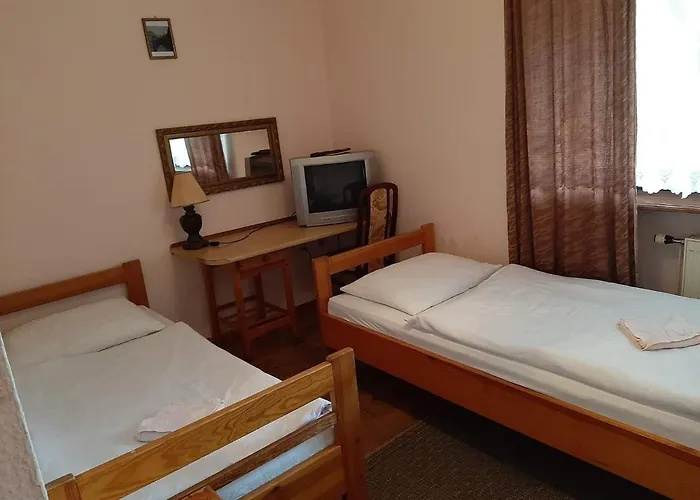 Uslugi Hotelarskie Hotel 2*