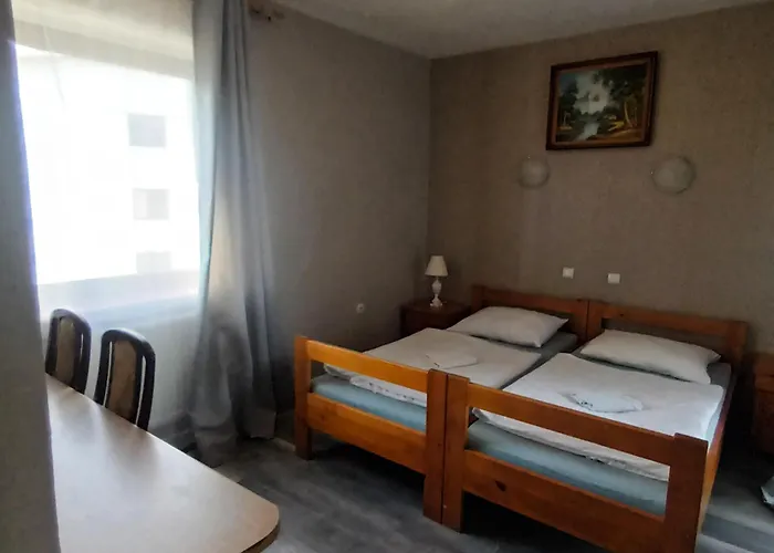 Hotel Uslugi Hotelarskie 2*